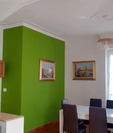 Spazioso Trilocale In Lägenhet