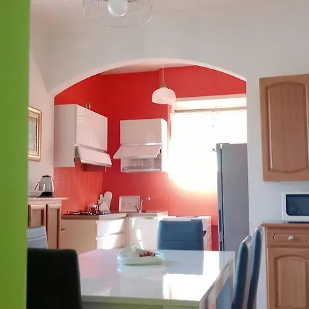 Spazioso Trilocale In Apartman Torino